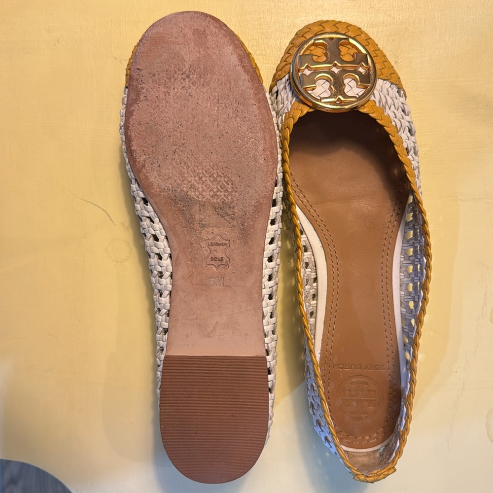 TORY BURCH Woven Leather Cap Toe Ballet Flats (gold and white w/gold logo) - Picture 5 of 6